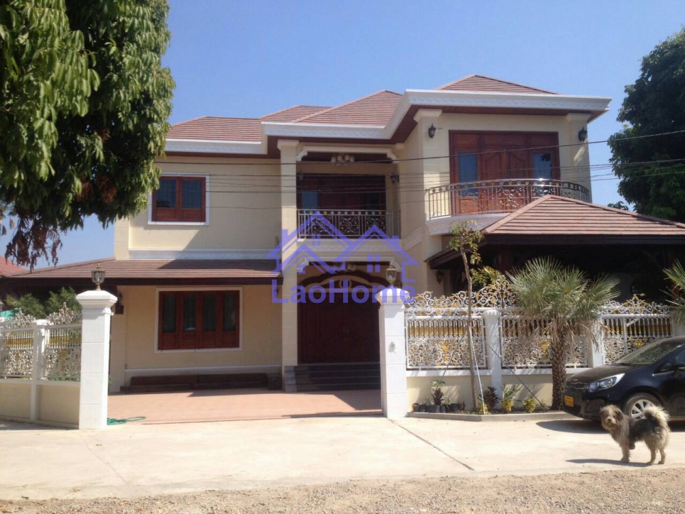 Nice house with fully furnished