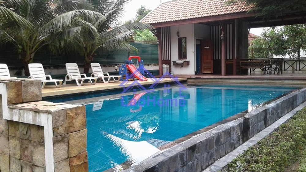 ID: 820 - Family house with private pool