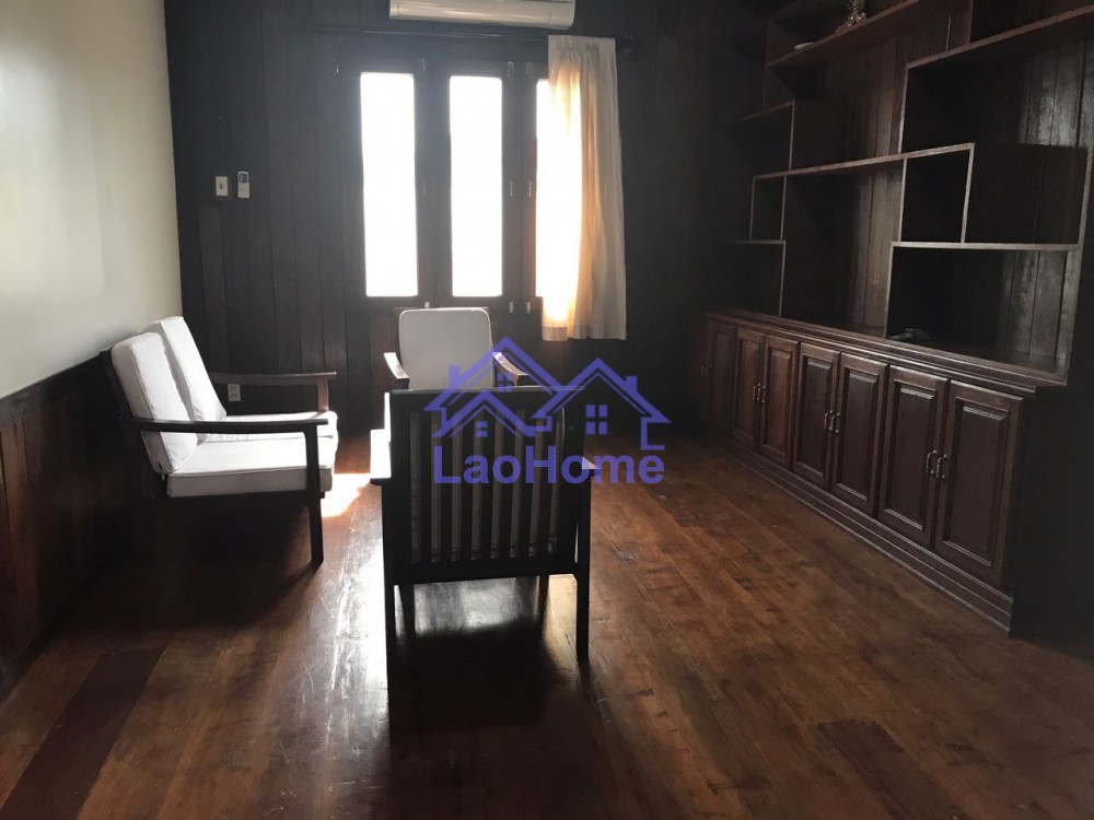 ID: 866 - Traditional lao style house for sale