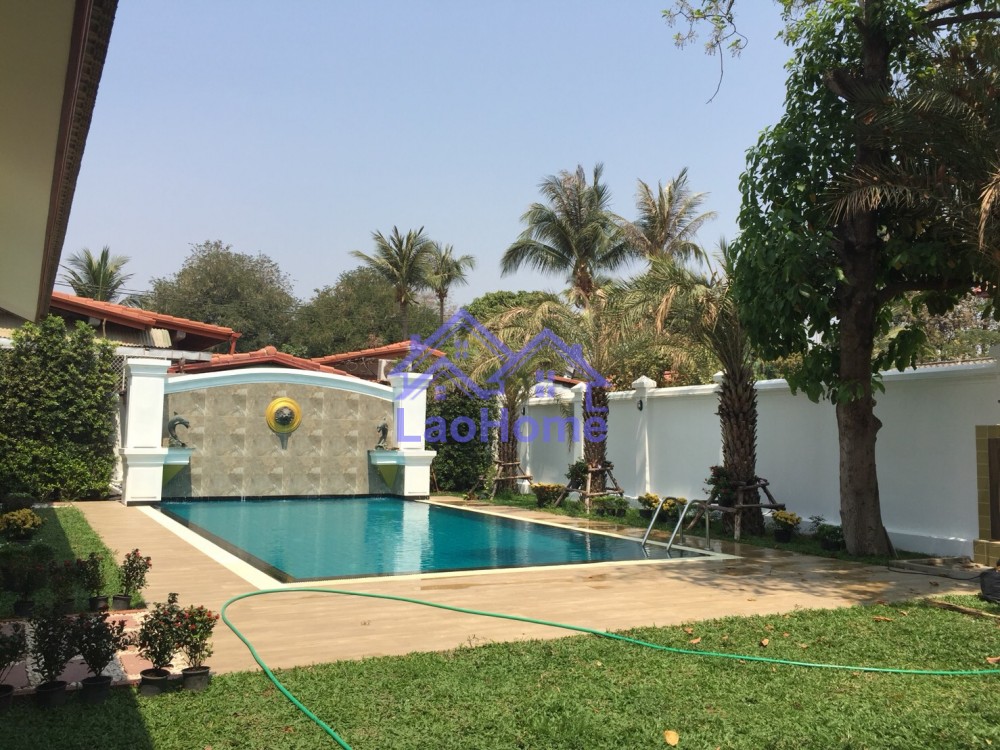 ID: 937 - Nice house with pool