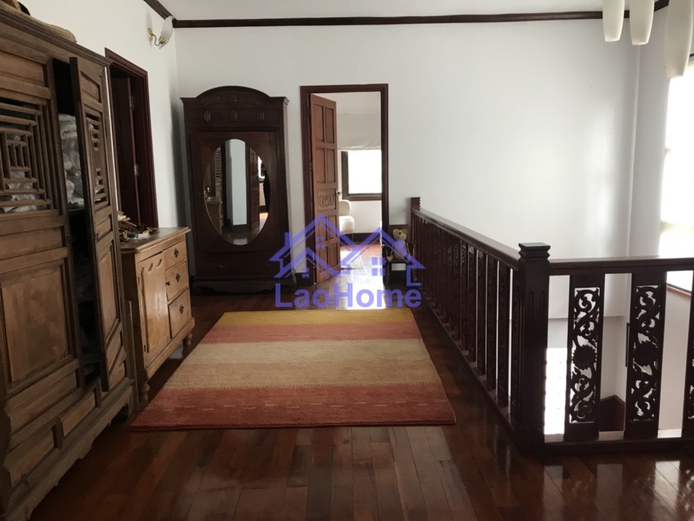 ID: 970 - Beautiful two story house with swimming pool and large garden