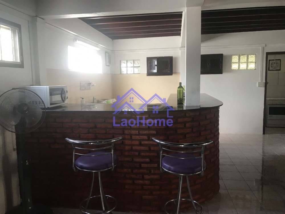 ID: 986 - House for rent lao style