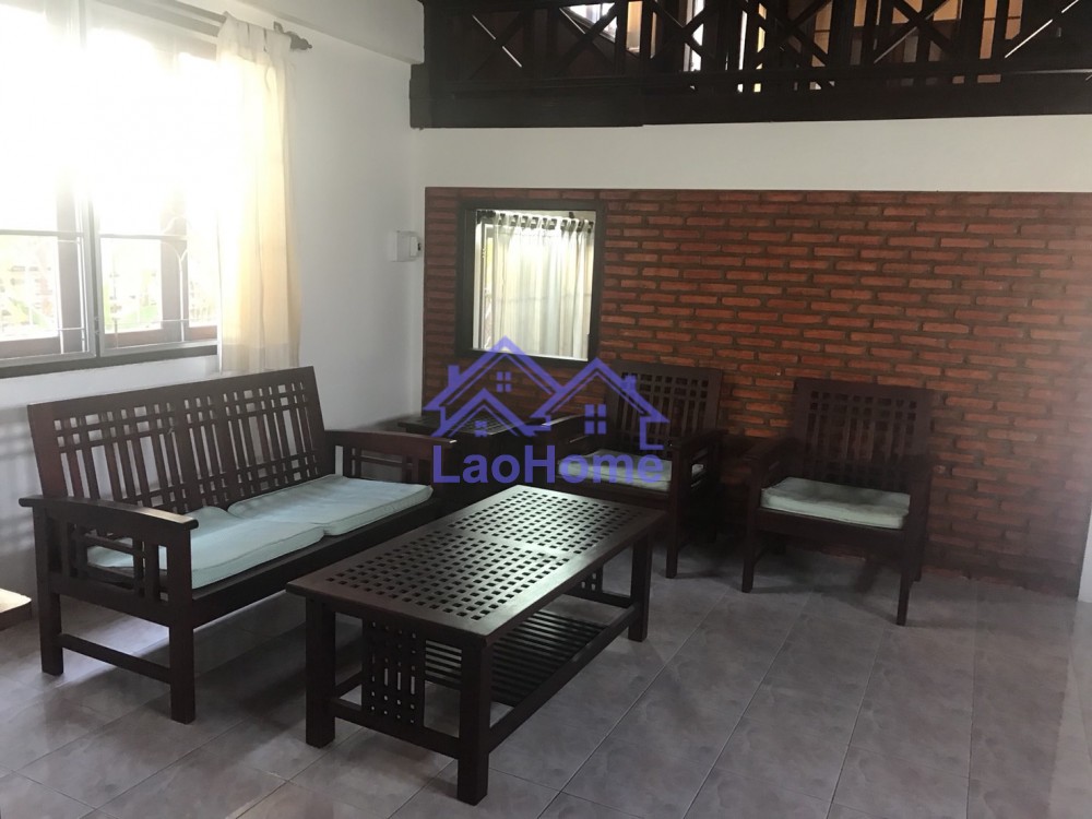 ID: 986 - House for rent lao style