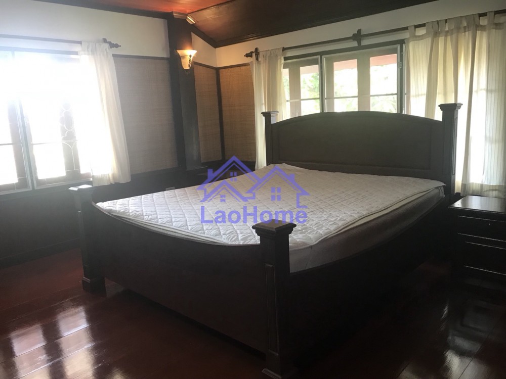 ID: 986 - House for rent lao style