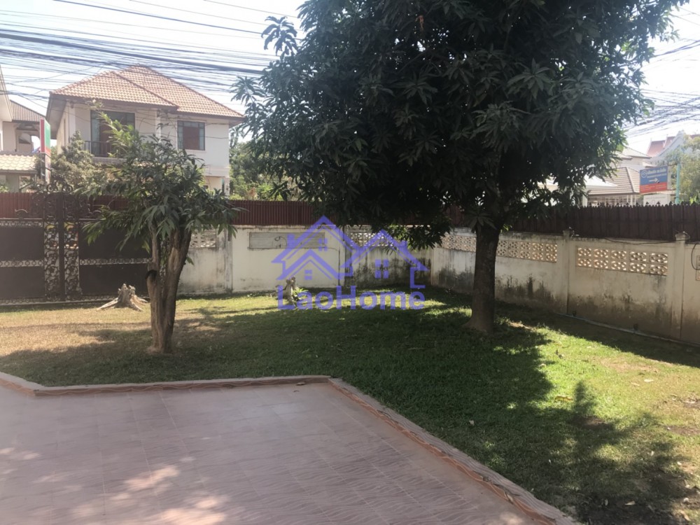 ID: 993 - house for rent with garden