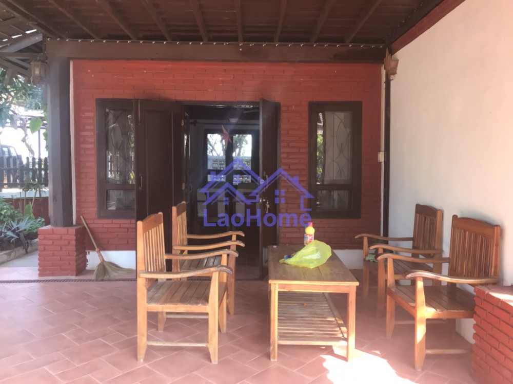 ID: 1038 - House for rent lao style and garden