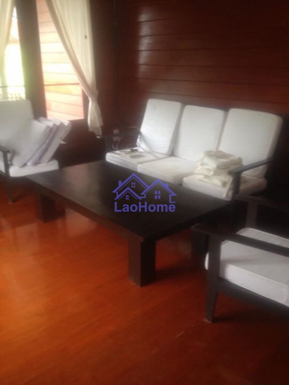 ID: 1043 - House for rent lao style with garden