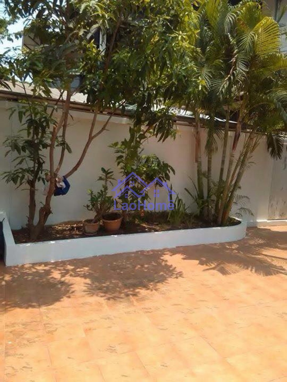 ID: 1047 - House for rent modern lao style