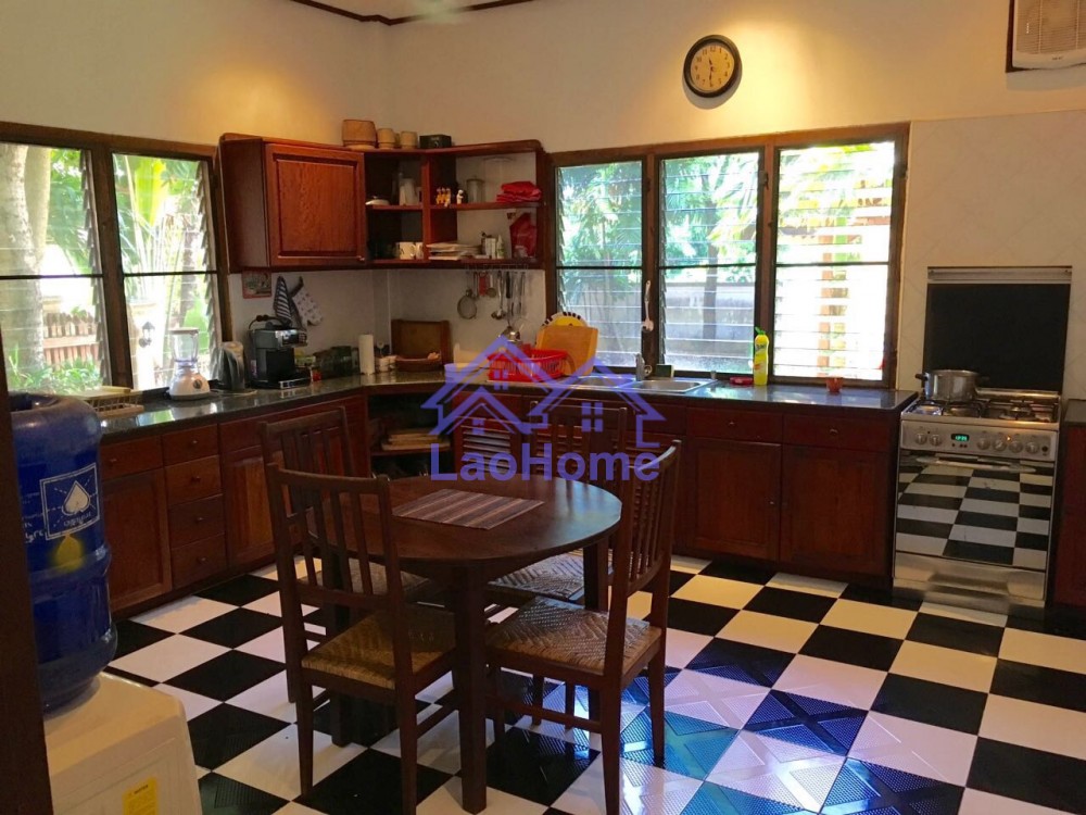 ID: 1058 - House for rent lao style with garden