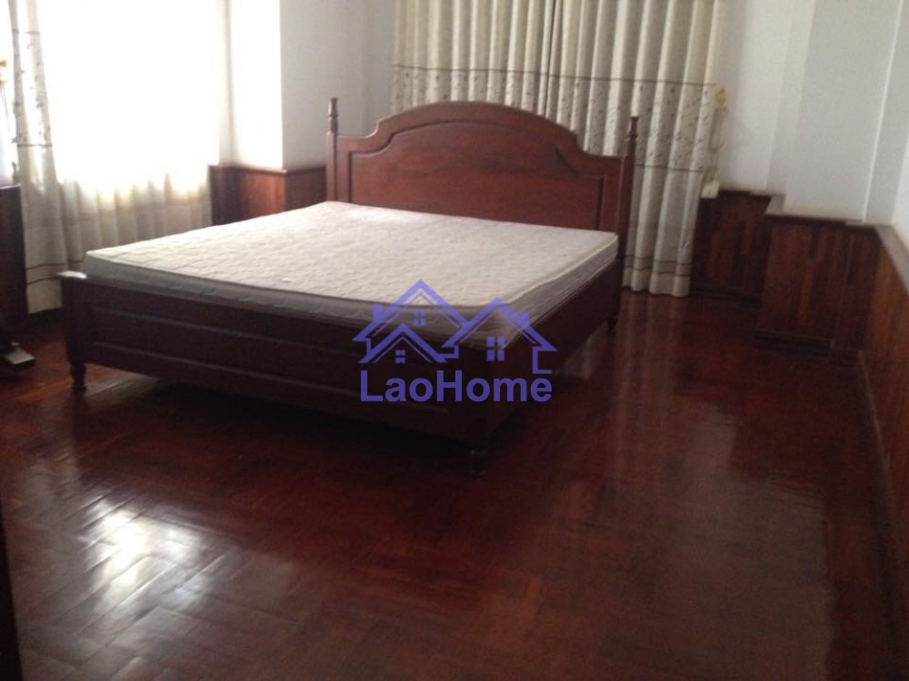 ID: 1060 - House for rent lao style and large garden