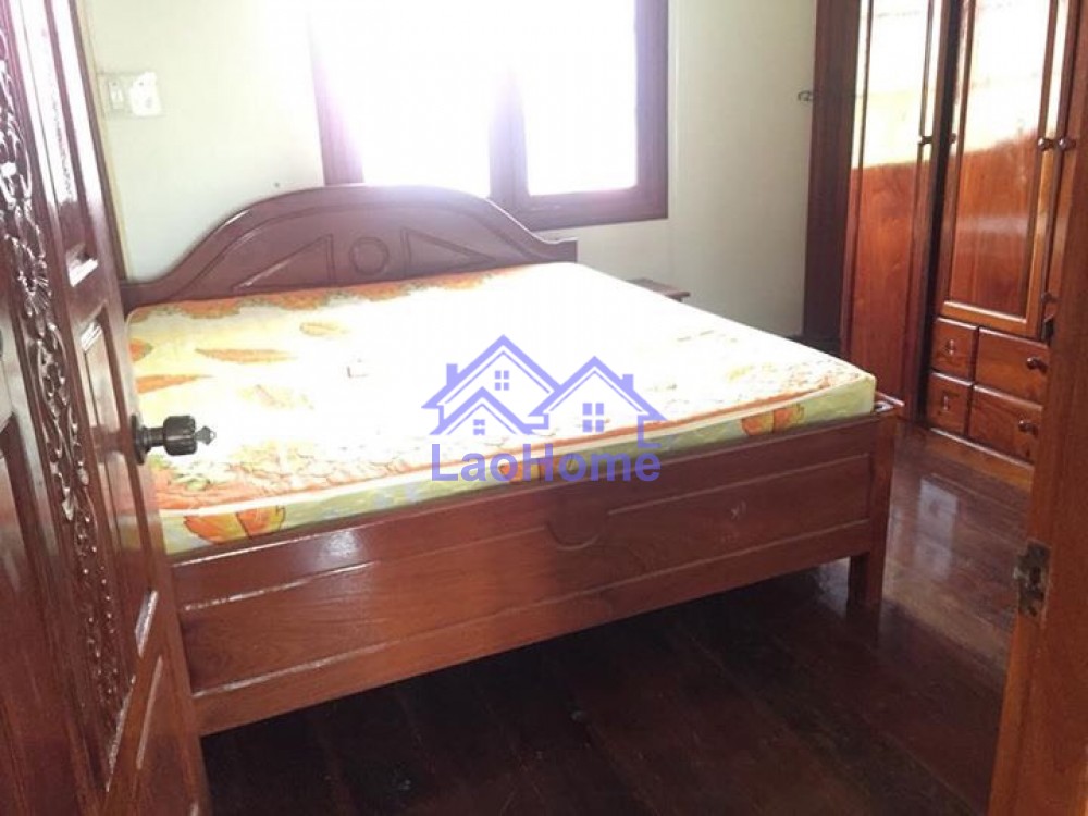 ID: 1084 - House for rent lao style with garden