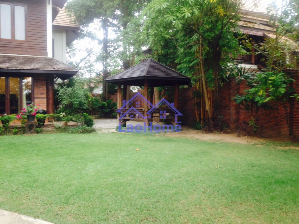 ID: 1087 - House for rent lao style with garden