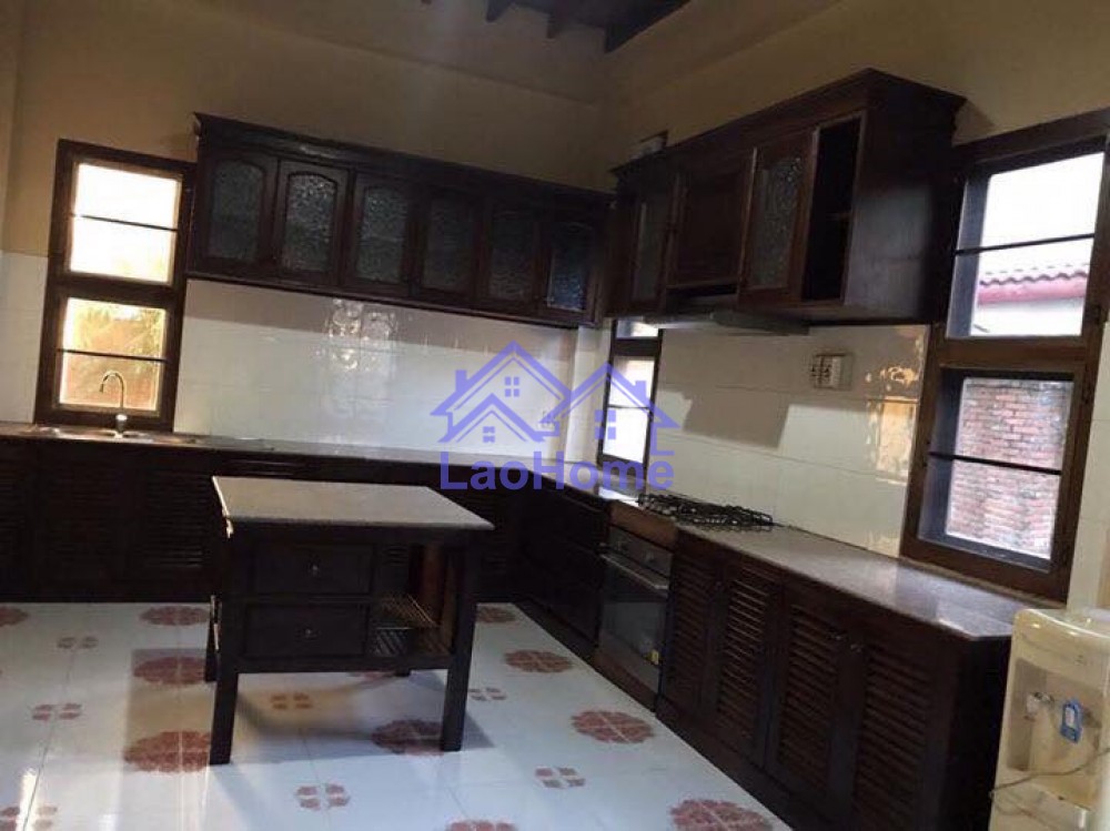 ID: 1087 - House for rent lao style with garden