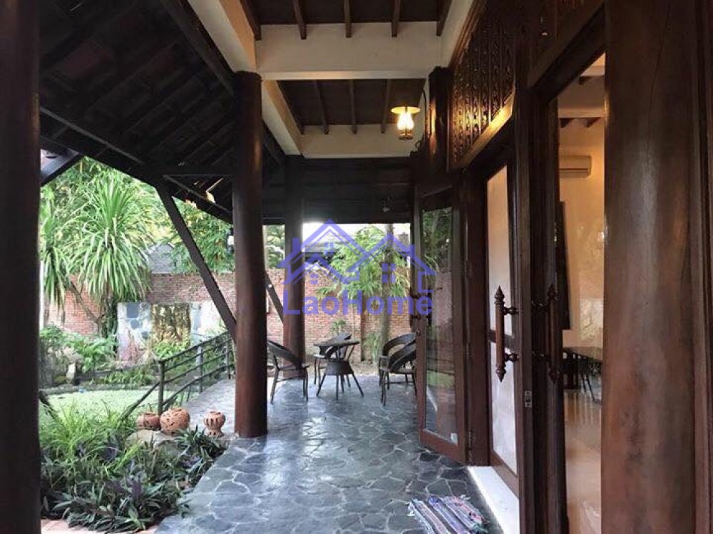 ID: 1087 - House for rent lao style with garden