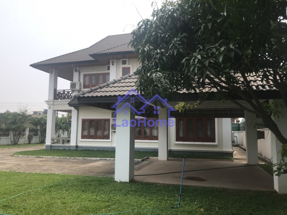 ID: 1089 - Modern Lao style house with garden