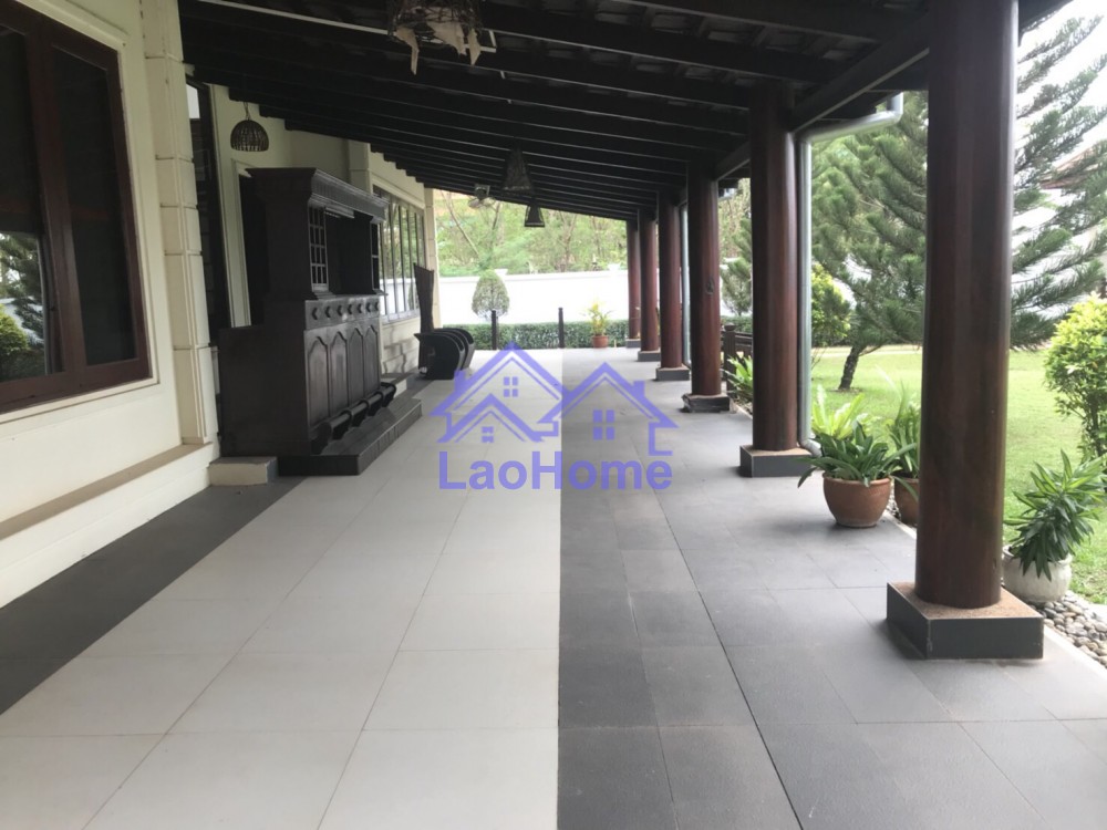 ID: 1091 - House for sale modern lao style with garden and close Mekong river good view