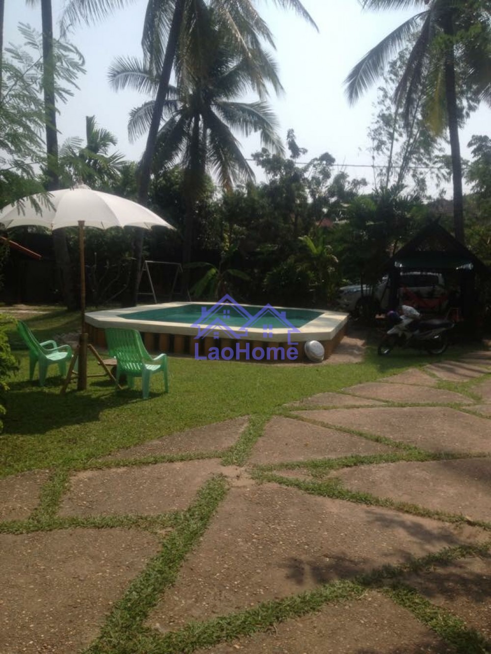 ID: 1092 - House for rent lao style with garden