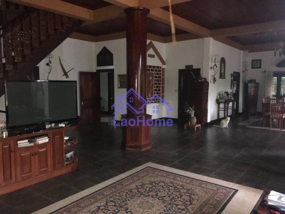 ID: 1092 - House for rent lao style with garden