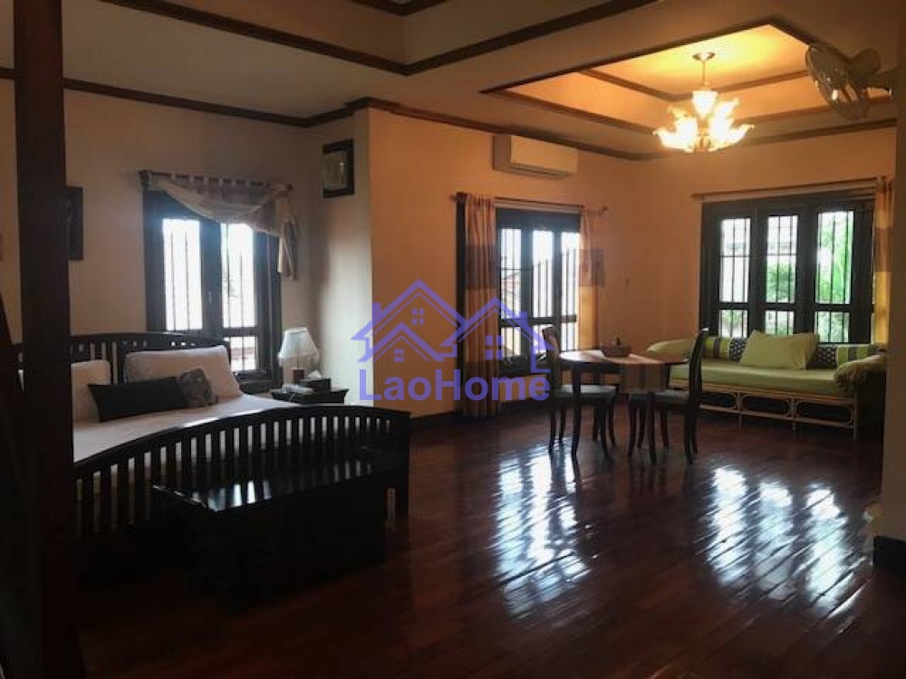 ID: 1092 - House for rent lao style with garden