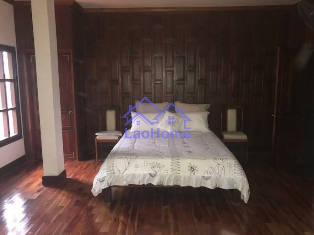 ID: 1092 - House for rent lao style with garden