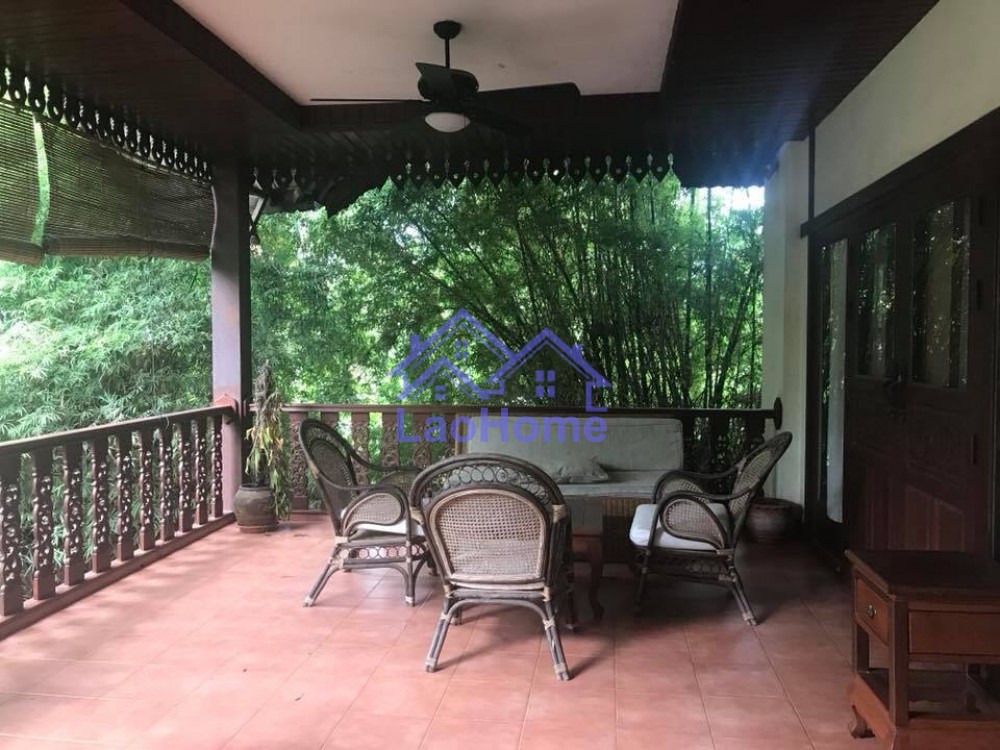 ID: 1093 - House for rent lao style with garden