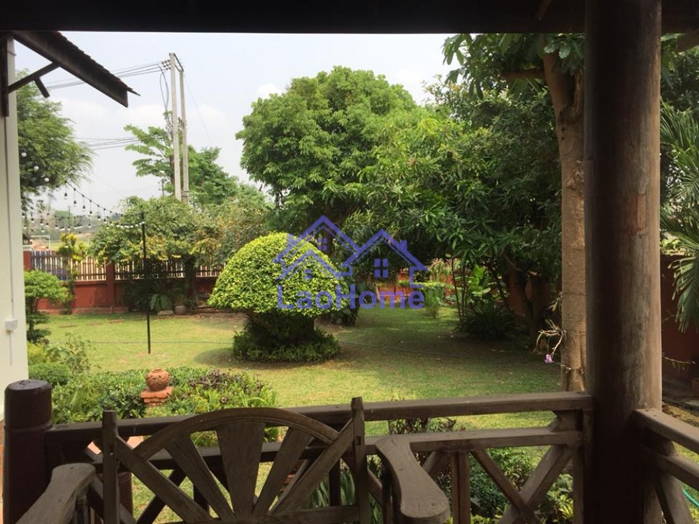 ID: 1094 - House for rent lao style with beautiful garden 