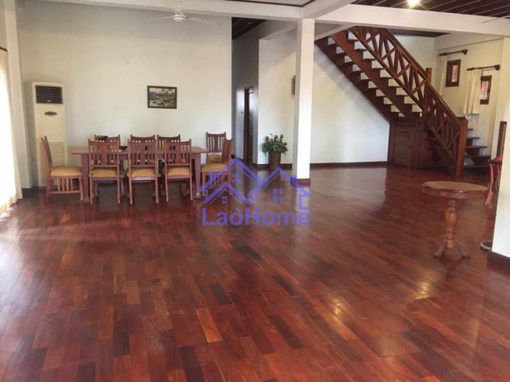 ID: 1094 - House for rent lao style with beautiful garden 