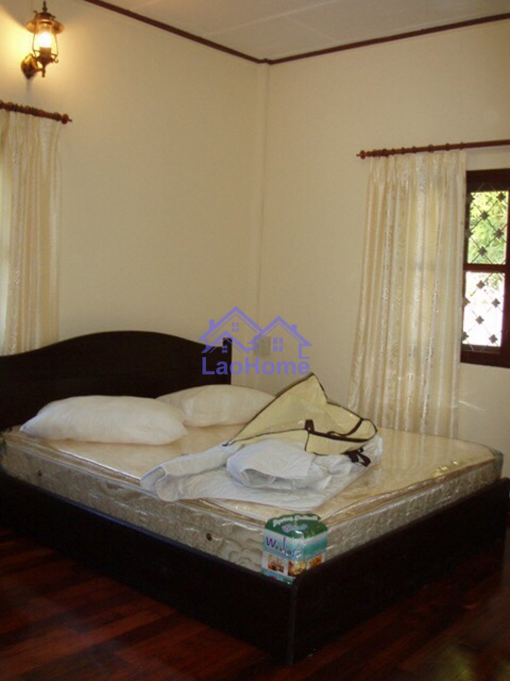 ID: 1097 - house for rent villa with garden 