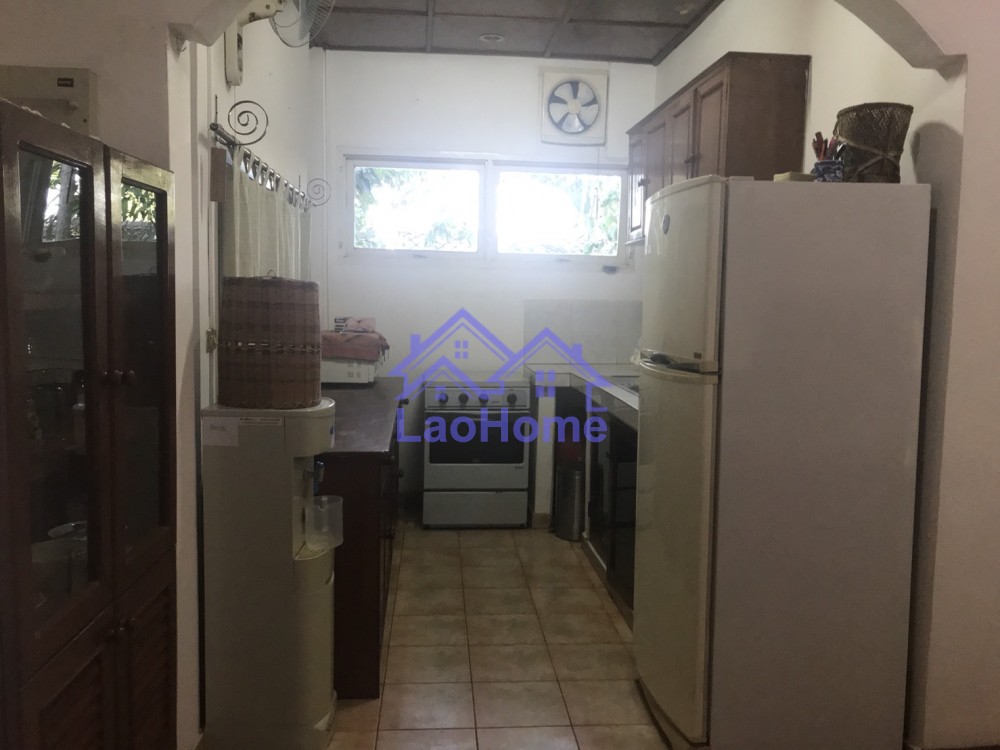 ID: 1102 - house for rent with garden