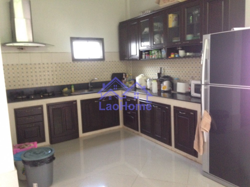 ID: 1110 - House for rent lao style with garden