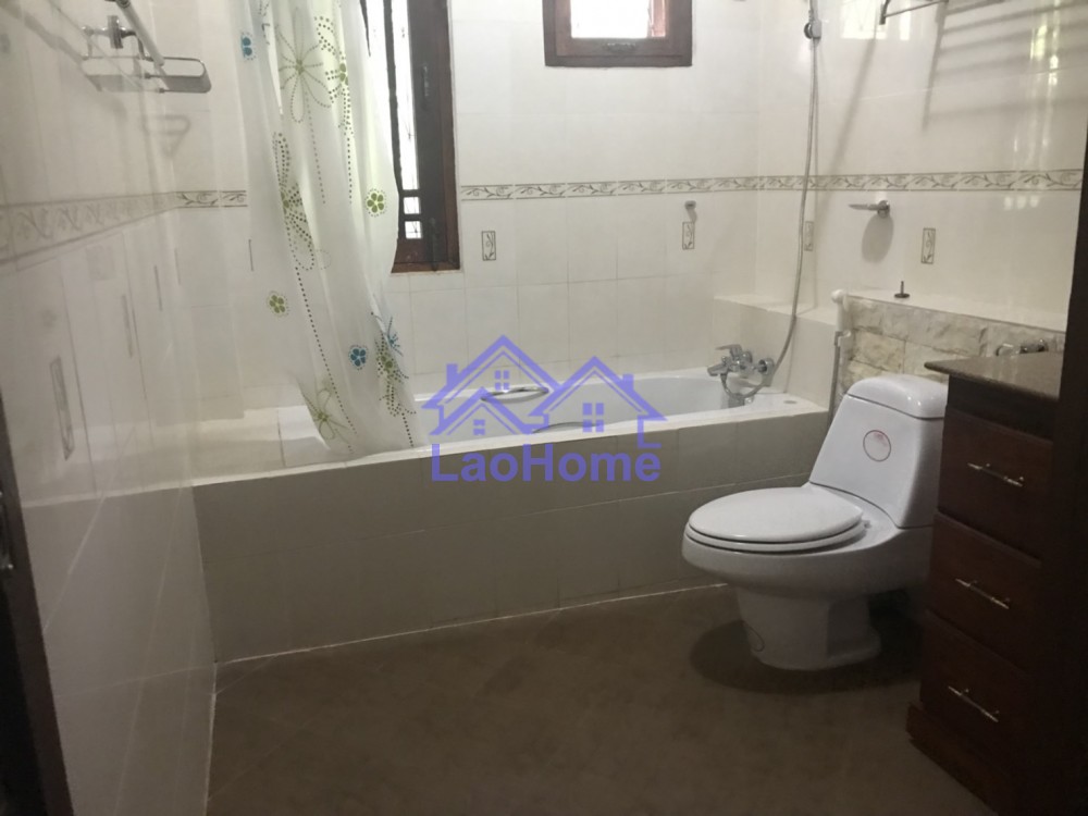 ID: 1113 - House for rent modern lao style with garden 