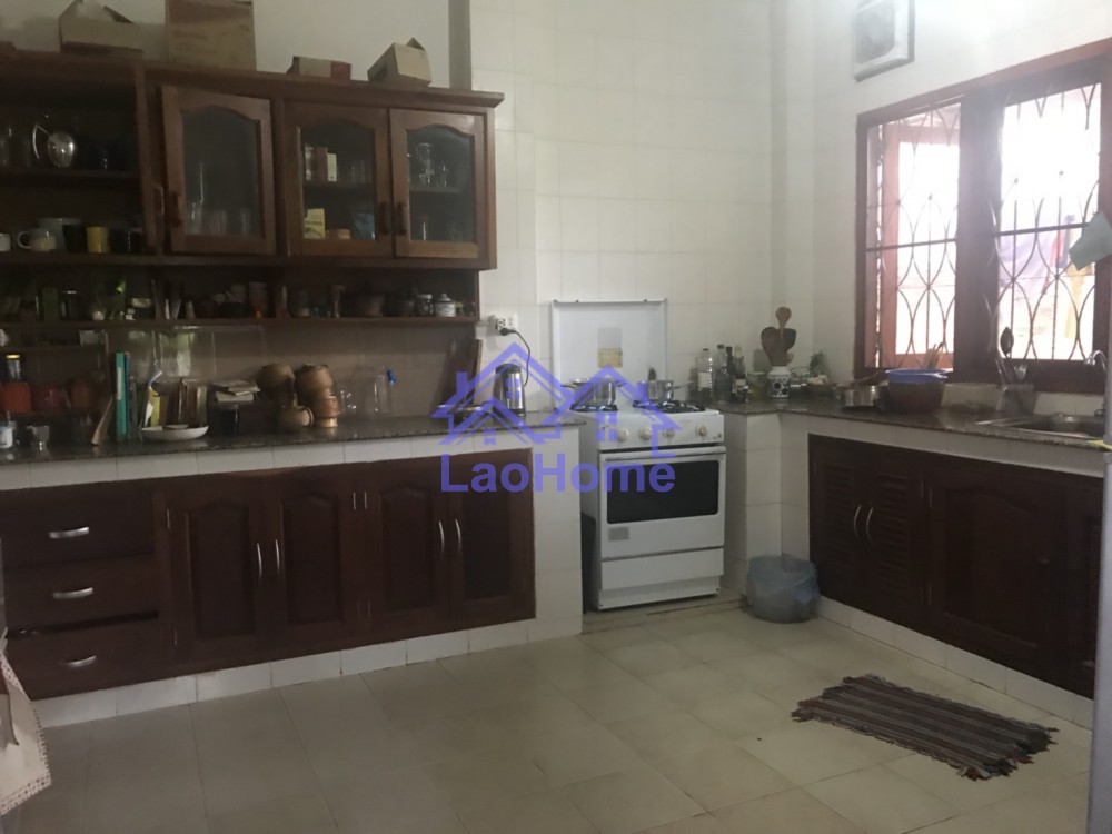 ID: 1128 - House for rent lao style with garden