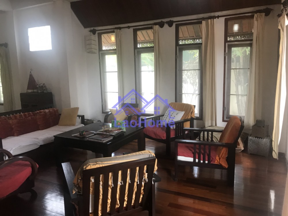 ID: 1128 - House for rent lao style with garden