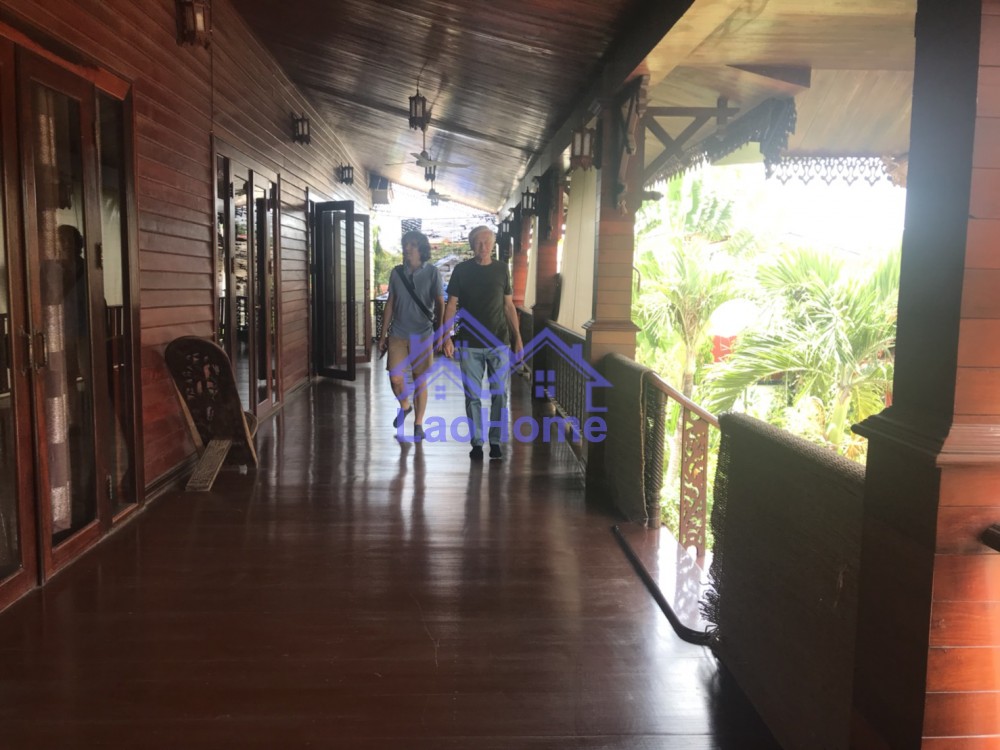 ID: 1141 - Big lao style house for rent with larg garden