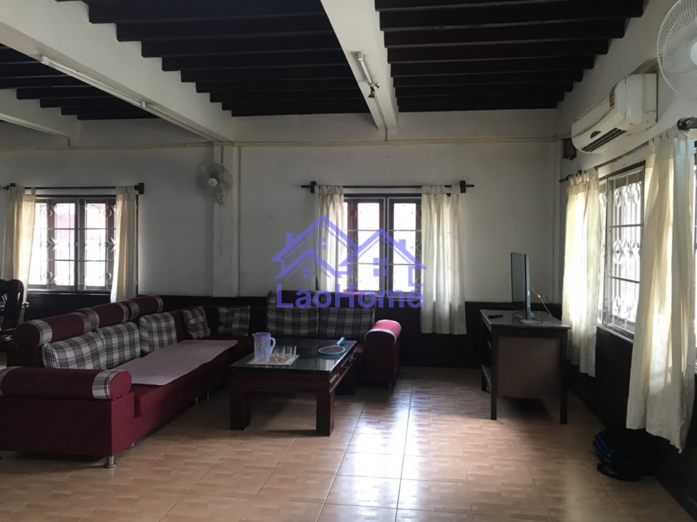 ID: 1159 - House for rent lao style with garden