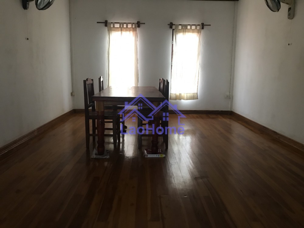 ID: 1159 - House for rent lao style with garden