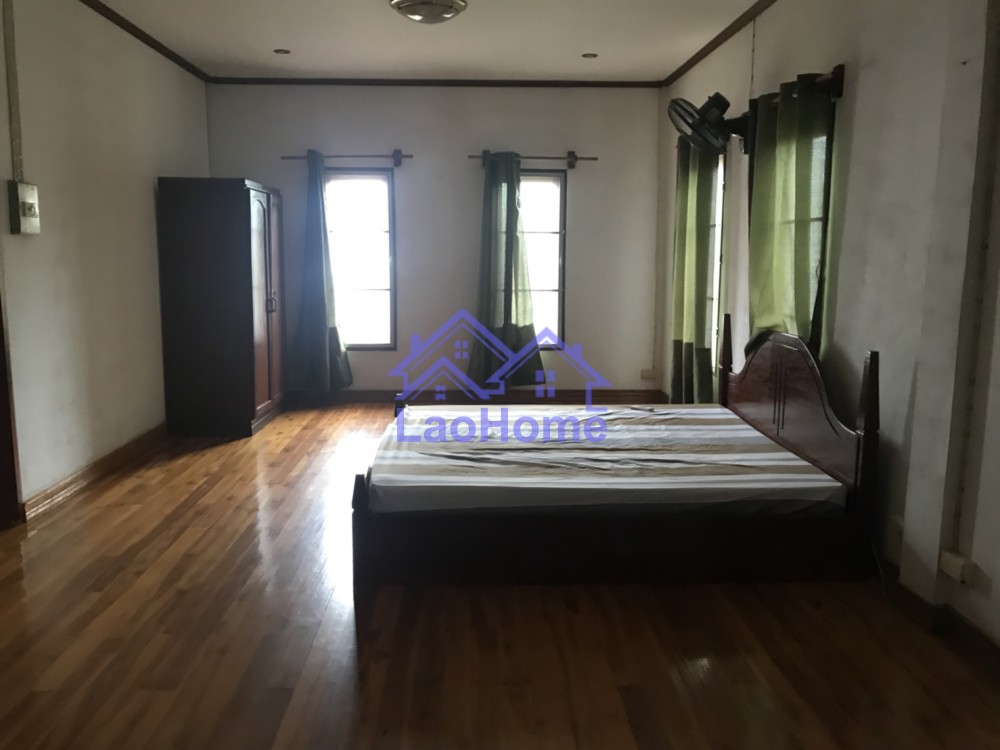 ID: 1159 - House for rent lao style with garden