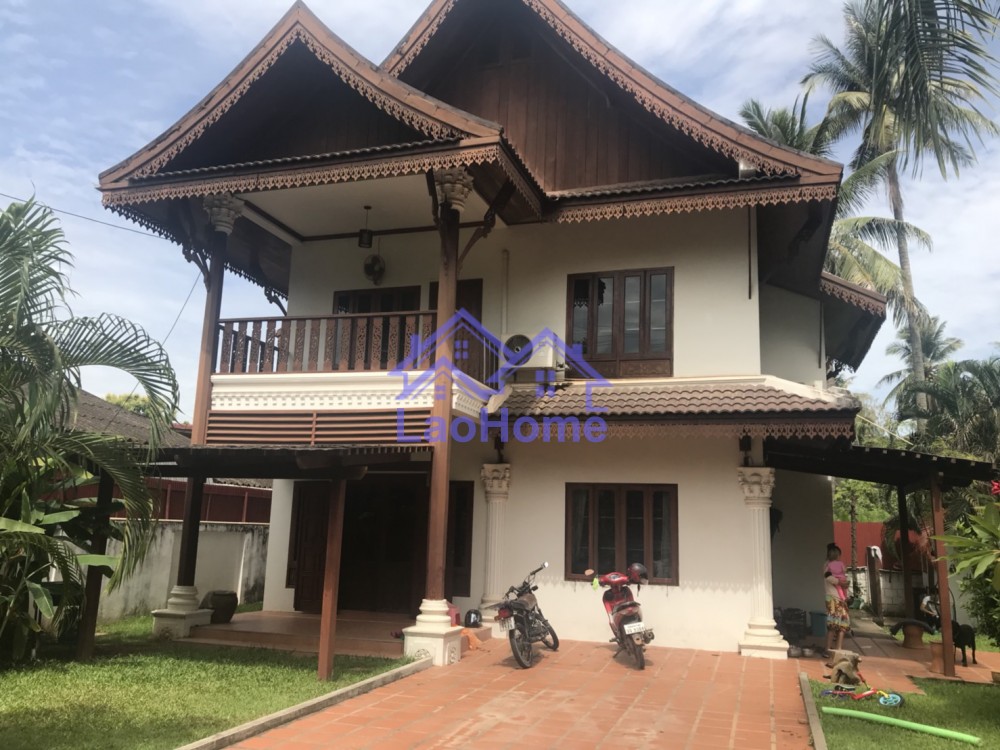 House for rent lao style and large garden