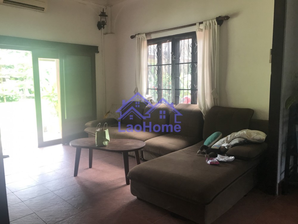 ID: 1160 - House for rent lao style and large garden