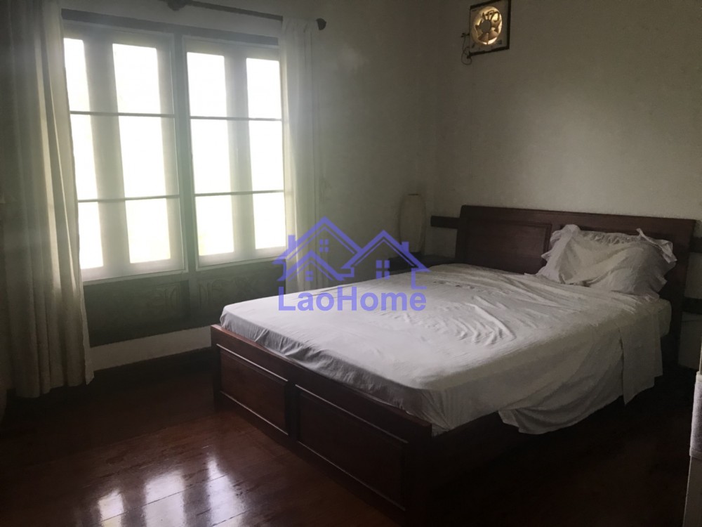 ID: 1160 - House for rent lao style and large garden