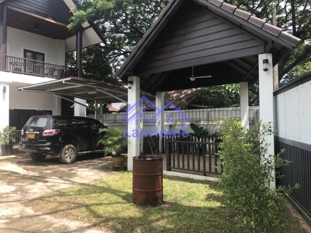 ID: 1162 - Modern Lao style house with garden