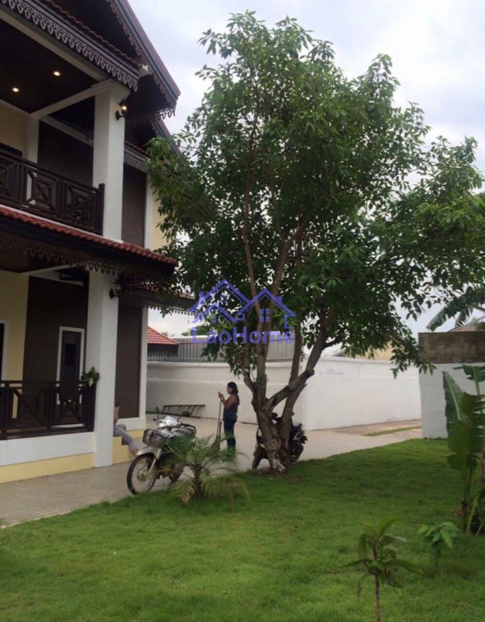 ID: 1165 - House for rent lao style with garden