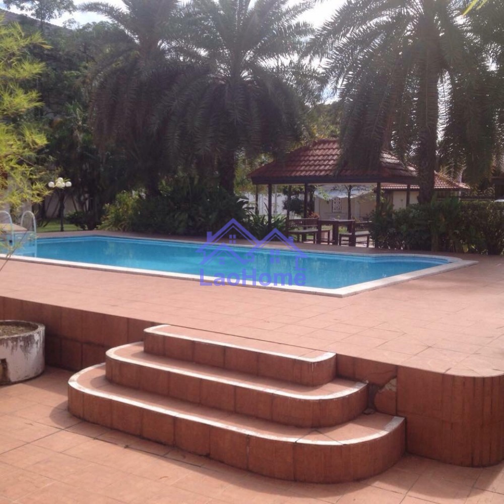 ID: 1167 - Modern house for rent with large garden