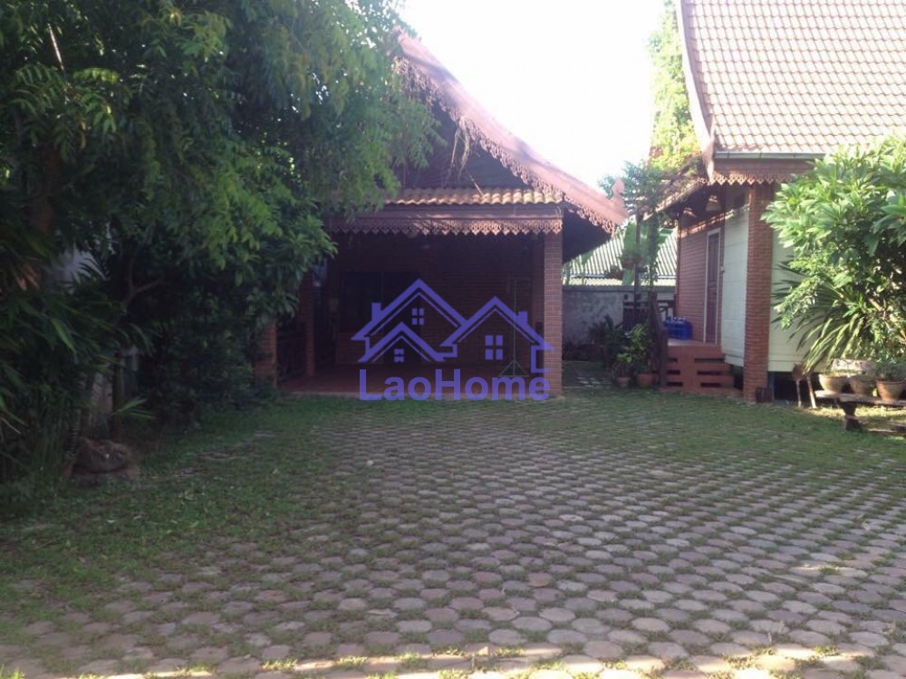 ID: 1171 - House for rent lao style with garden