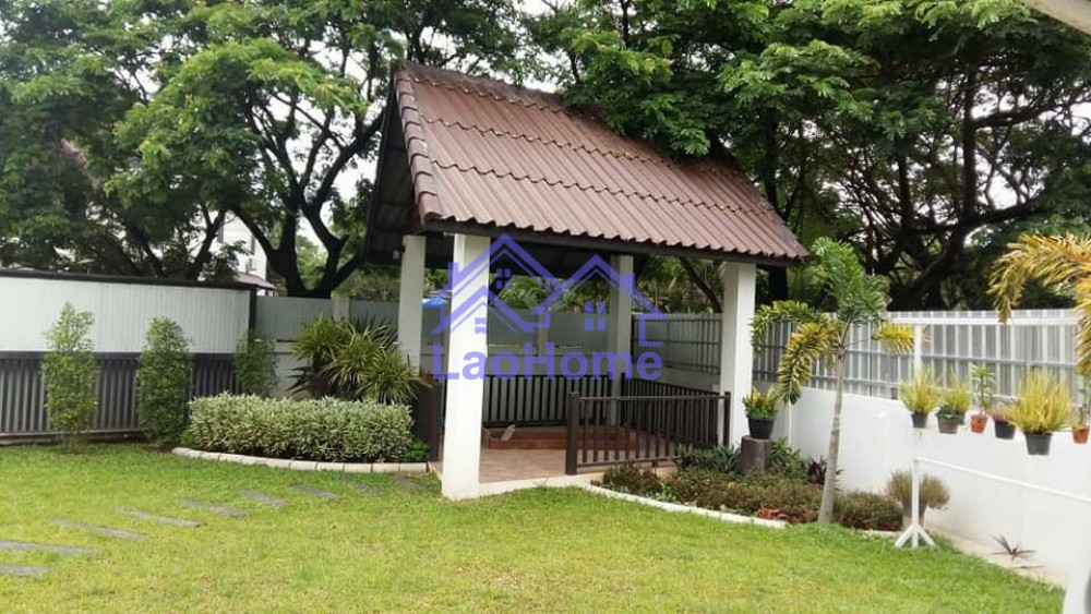 ID: 1178 - Modern Lao style house with garden