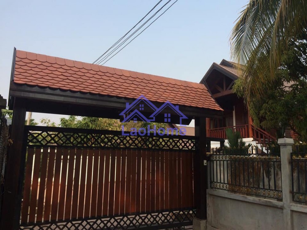 ID: 1179 - Modern Lao style house with garden