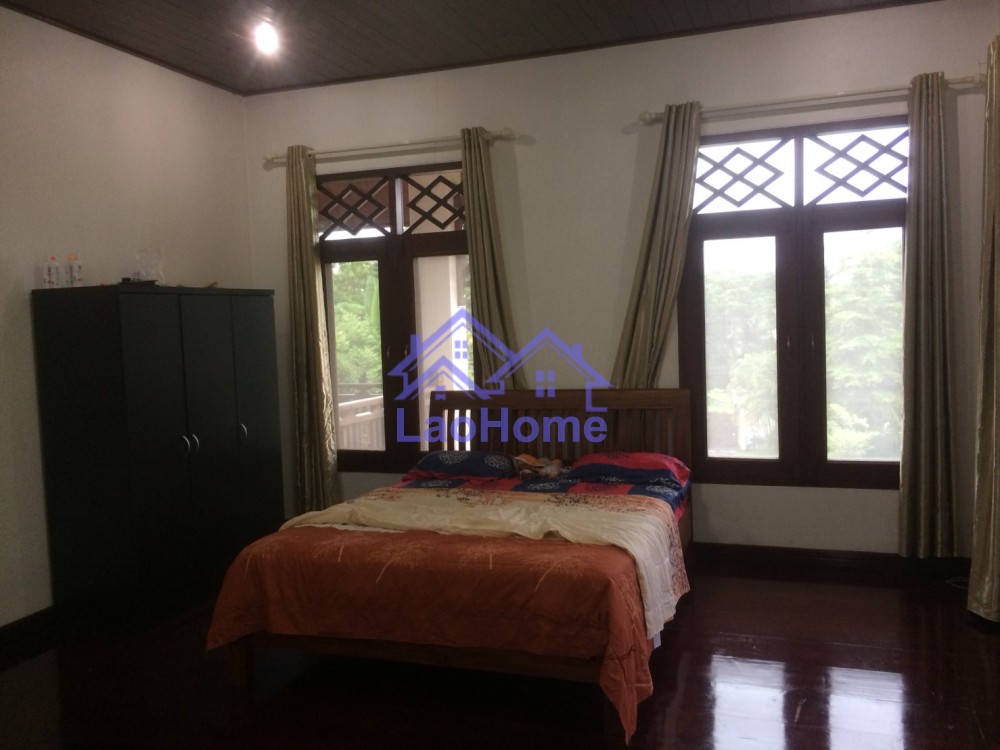 ID: 1184 - House for rent lao style and large garden