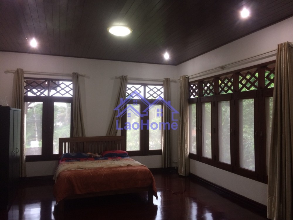 ID: 1184 - House for rent lao style and large garden