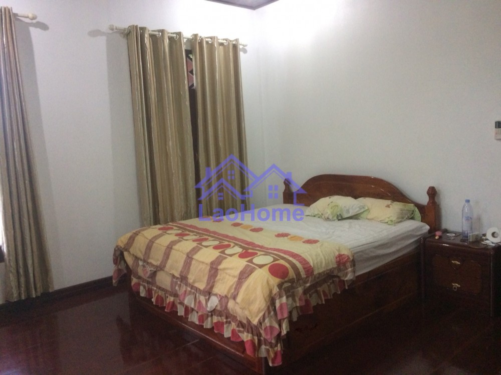 ID: 1184 - House for rent lao style and large garden