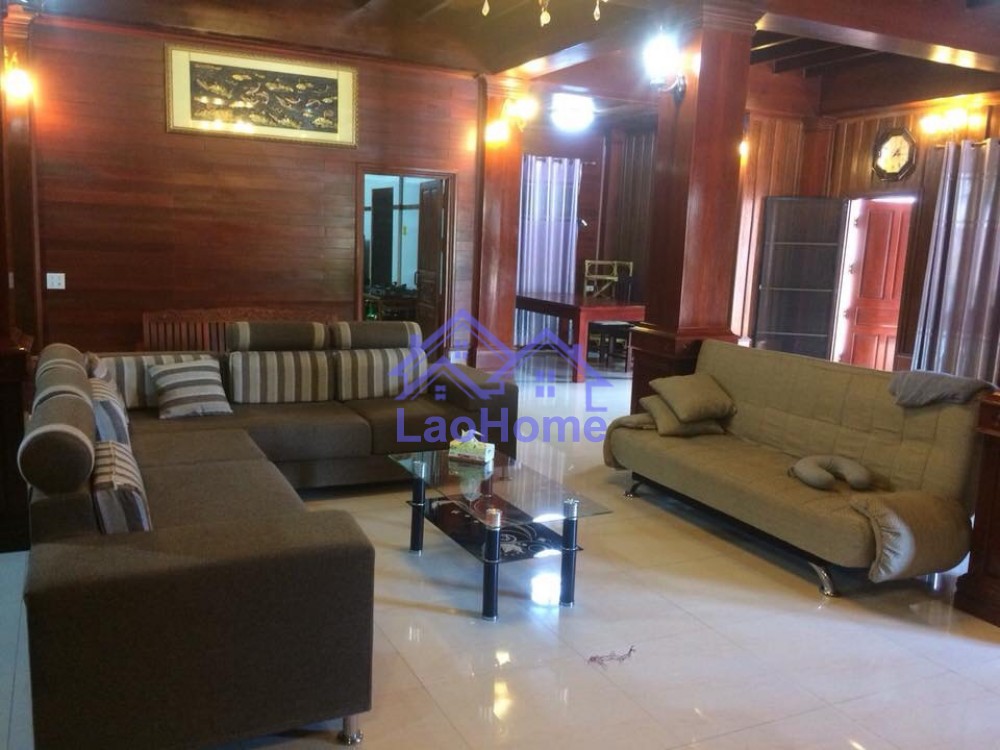 ID: 1186 - House for rent lao style and large garden